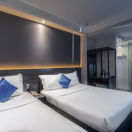 Ruby Saigon Hotel - Ben Thanh Хошимін Екстер'єр фото