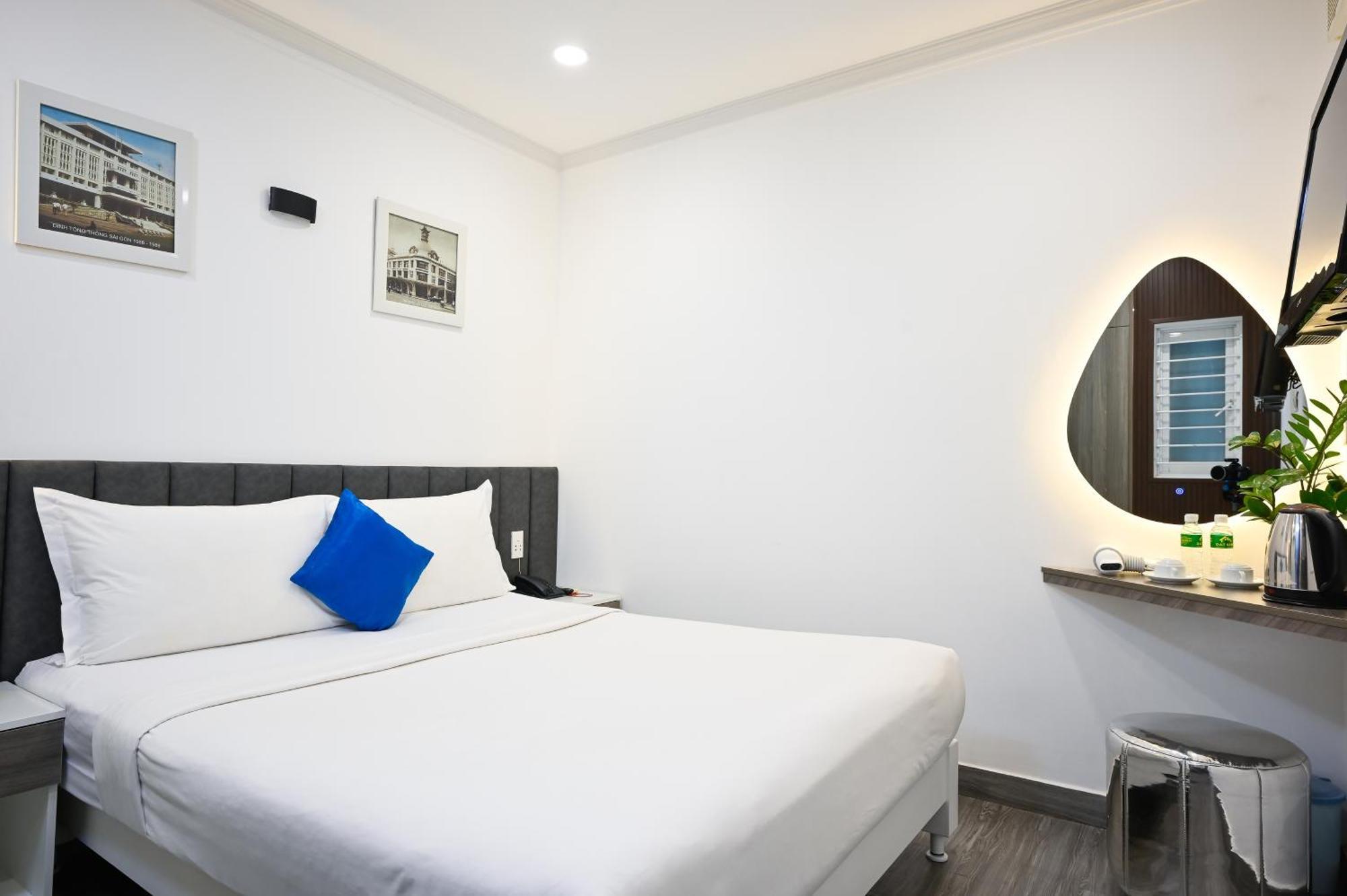 Ruby Saigon Hotel - Ben Thanh Хошимін Екстер'єр фото