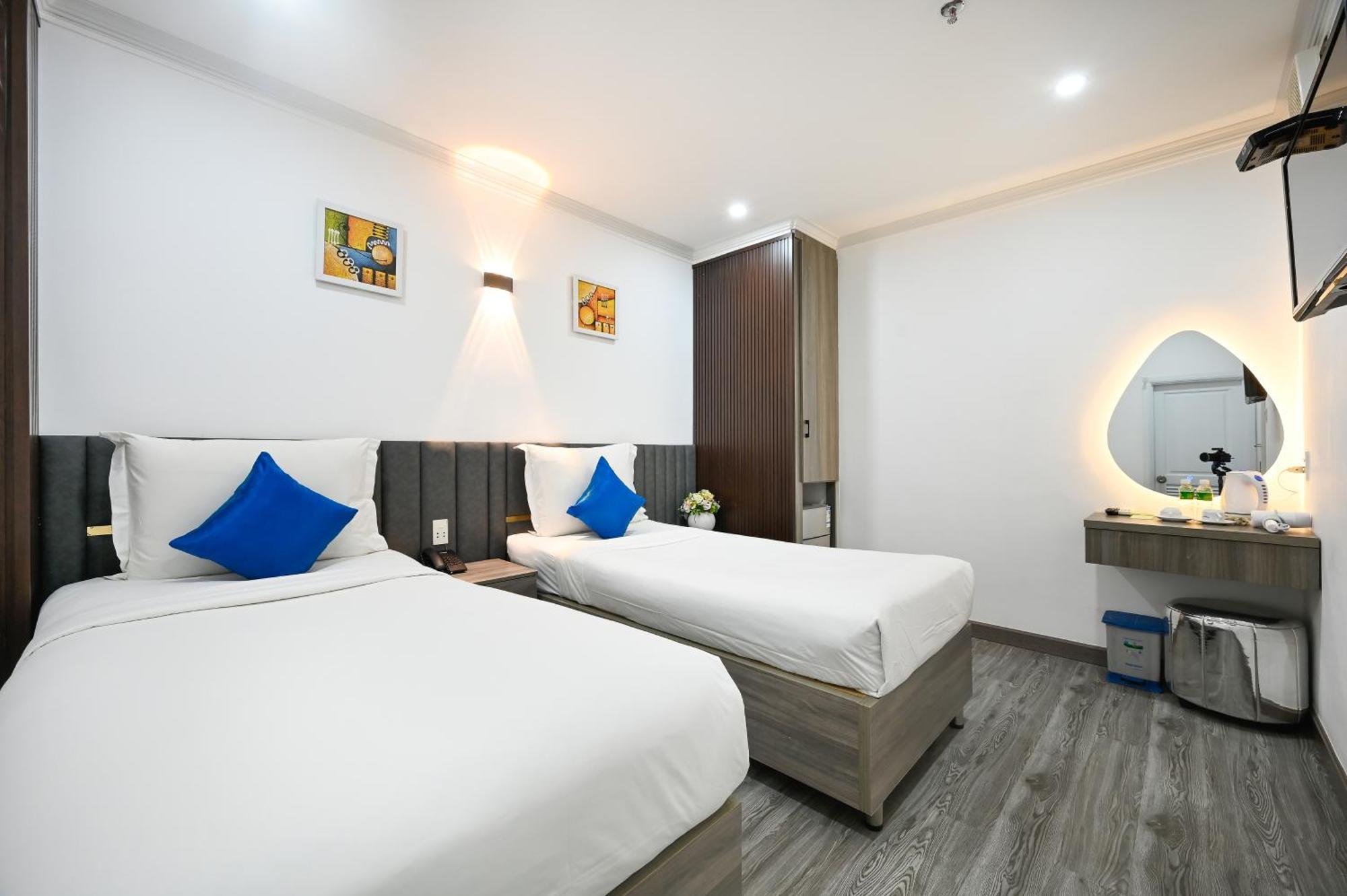 Ruby Saigon Hotel - Ben Thanh Хошимін Екстер'єр фото