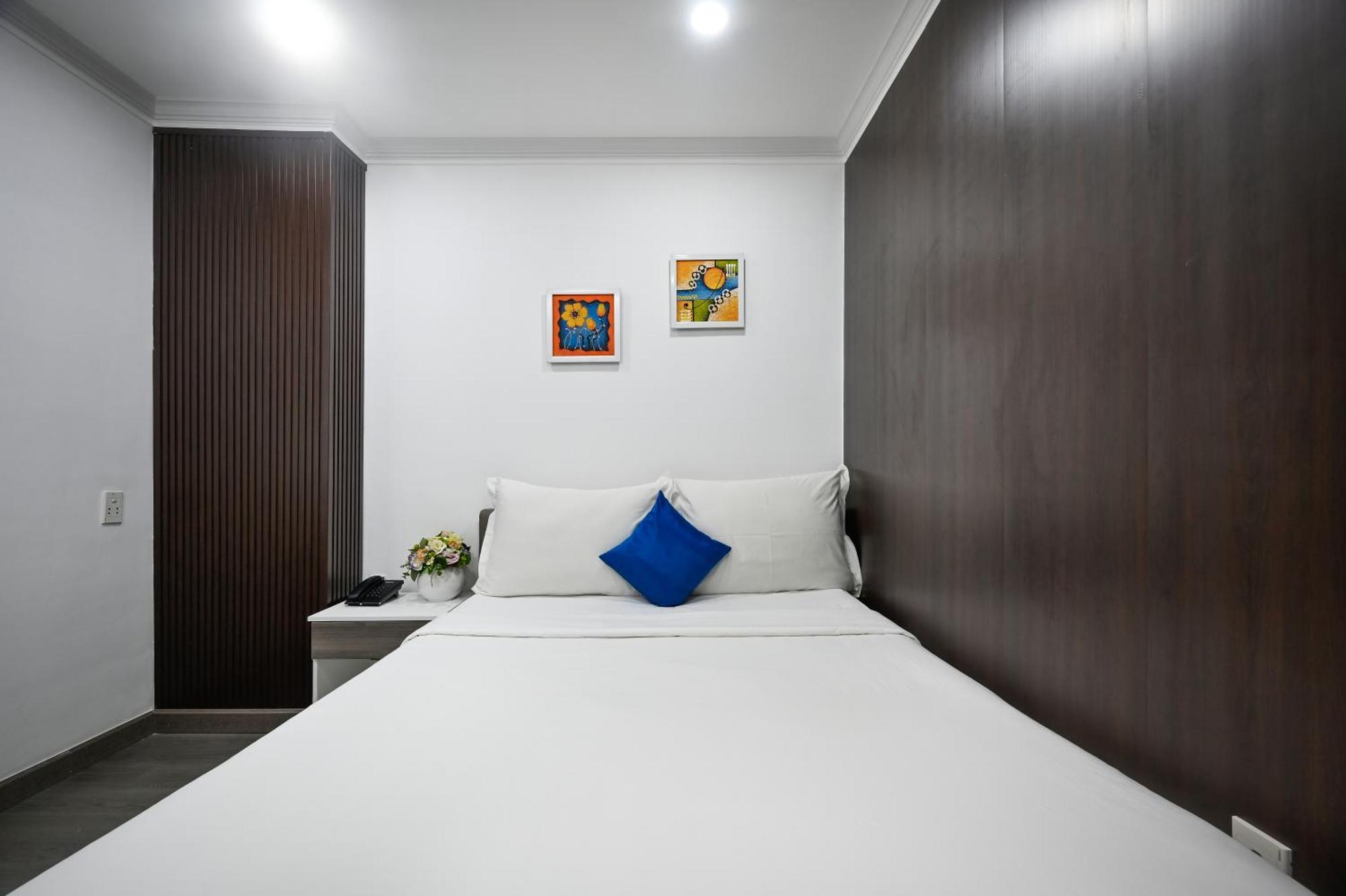 Ruby Saigon Hotel - Ben Thanh Хошимін Екстер'єр фото