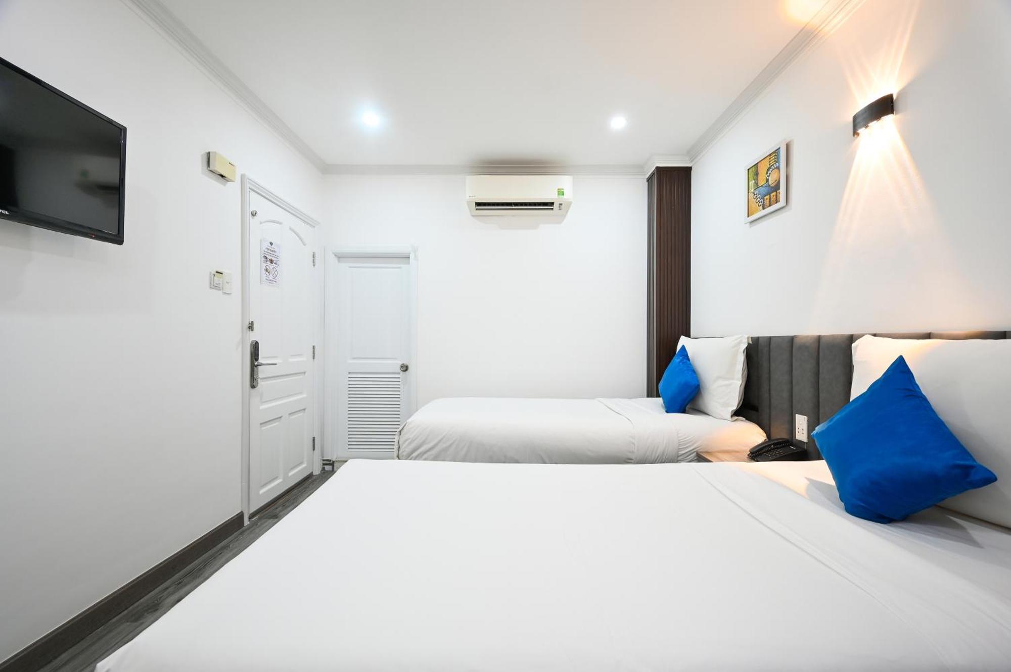 Ruby Saigon Hotel - Ben Thanh Хошимін Екстер'єр фото